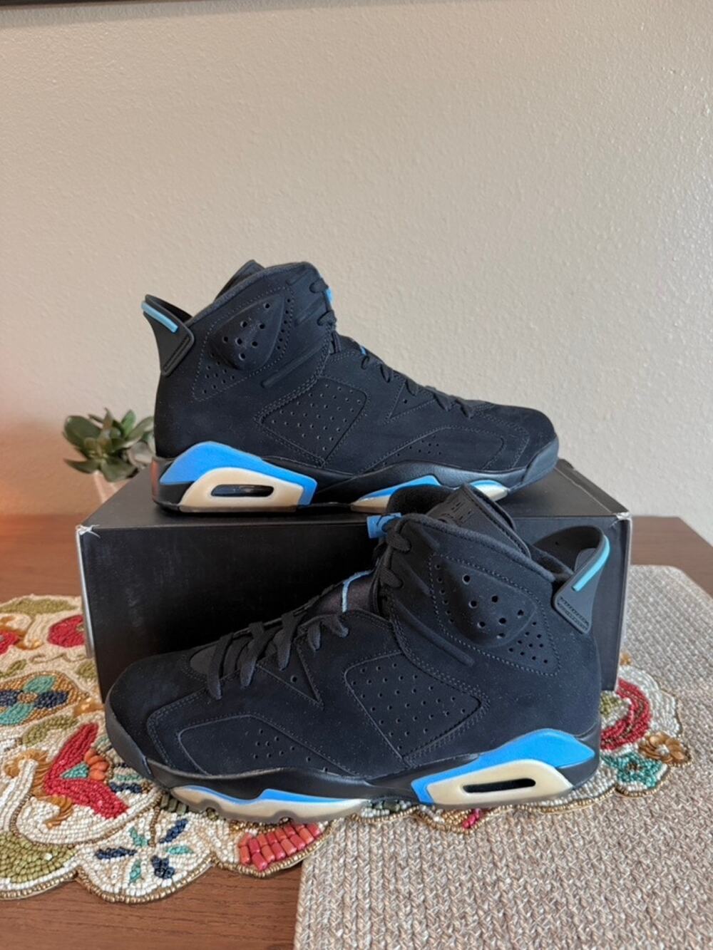 Jordan 6 Retro UNC University Blue Black Melo Pistons Sport Diffused 384664 006